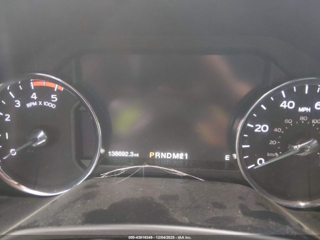 Ford F-350 Lariat Image 11