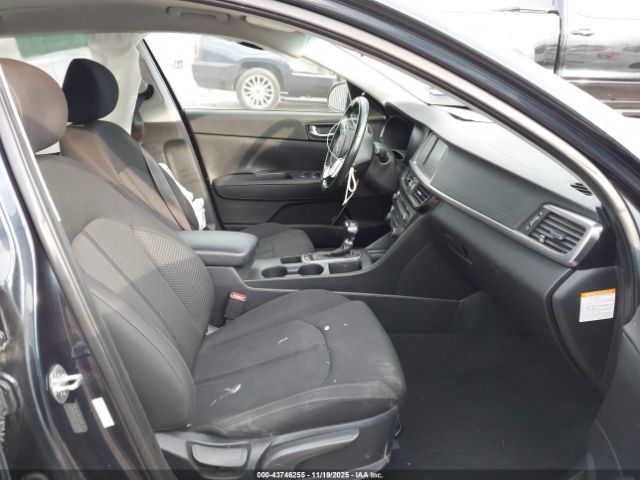 Kia Optima Premium Image 4