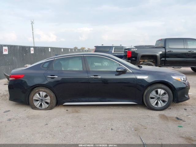Kia Optima Premium Image 12