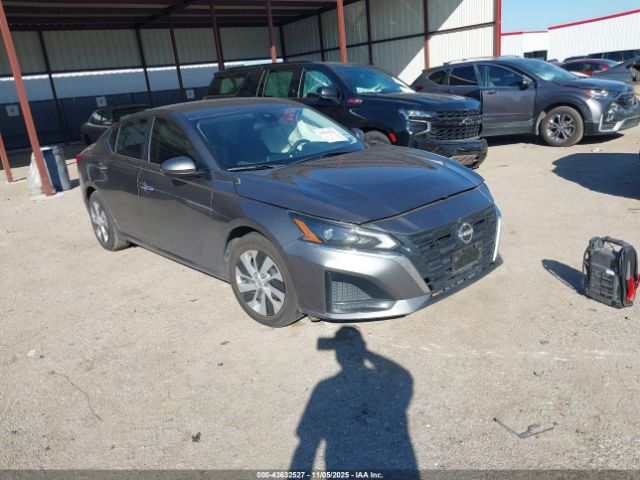 Nissan Altima S Fwd Image 1