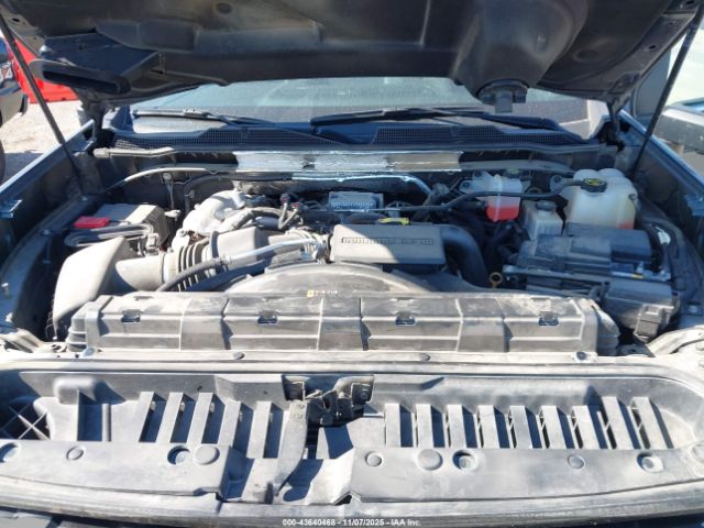 Chevrolet Silverado 2500 Image 9