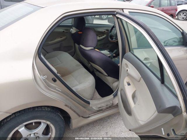 Toyota Corolla Le Image 9