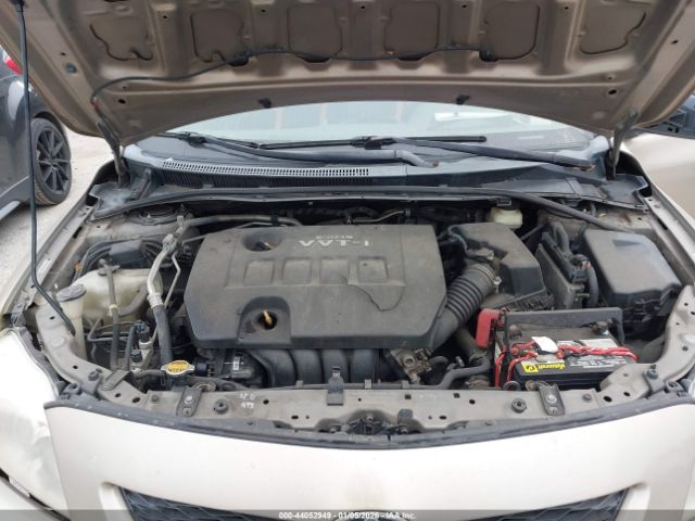 Toyota Corolla Le Image 8