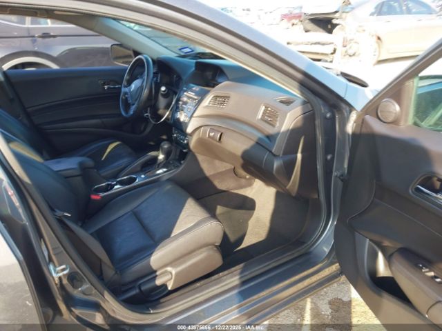 Acura ILX 2.0l Image 9