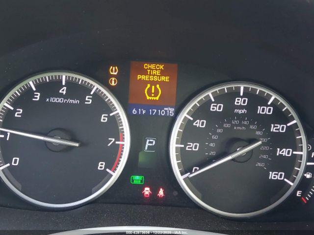 Acura ILX 2.0l Image 11