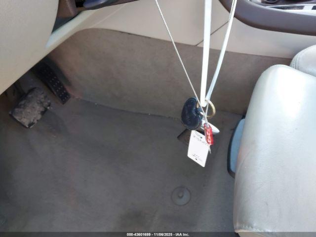 Cadillac SRX Premium Collection Image 9