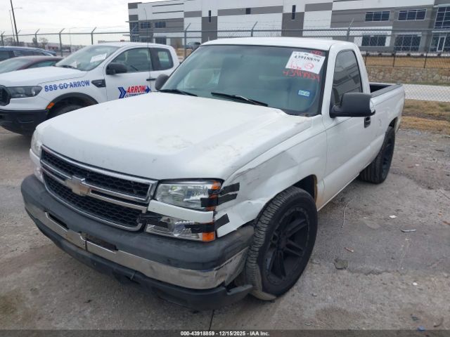 Chevrolet Silverado 1500 Work Truck Image 3