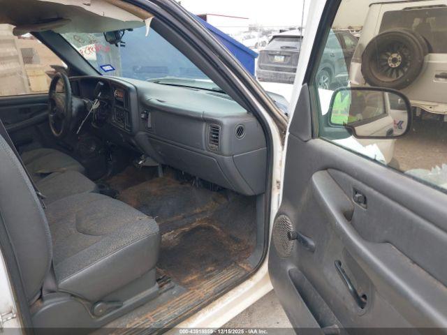 Chevrolet Silverado 1500 Work Truck Image 4