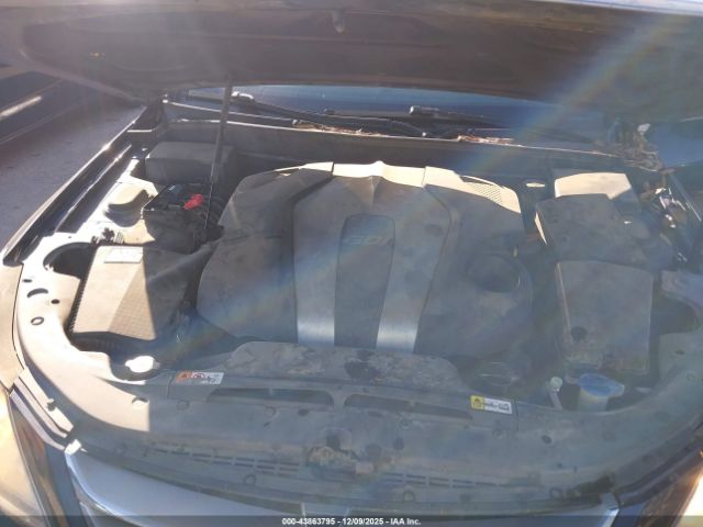 Hyundai Genesis 3.8 Image 10