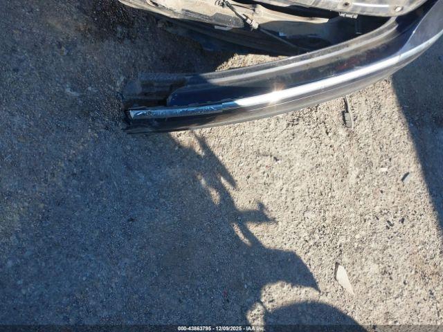 Hyundai Genesis 3.8 Image 3