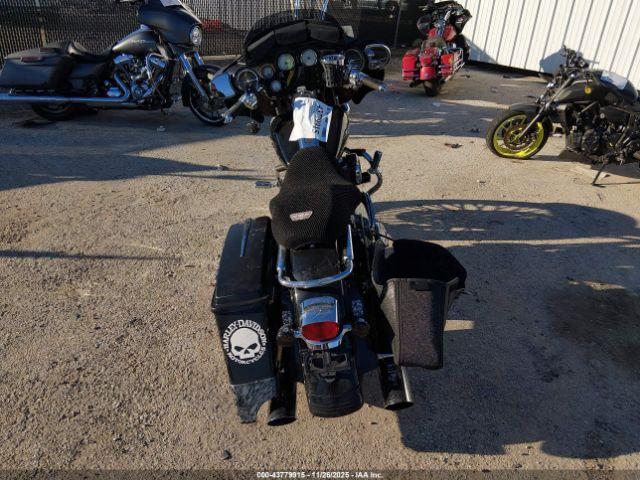 Harley-Davidson Flhxi Image 9