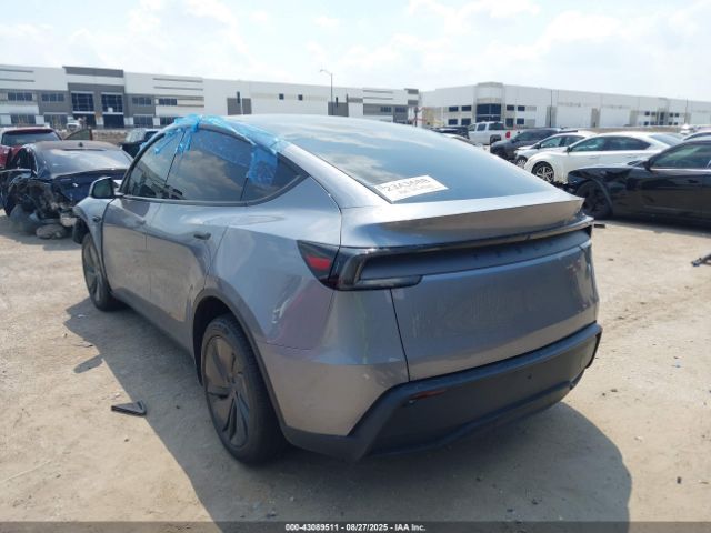 Tesla Model Y Long Range Dual Motor All-wheel Drive Image 16