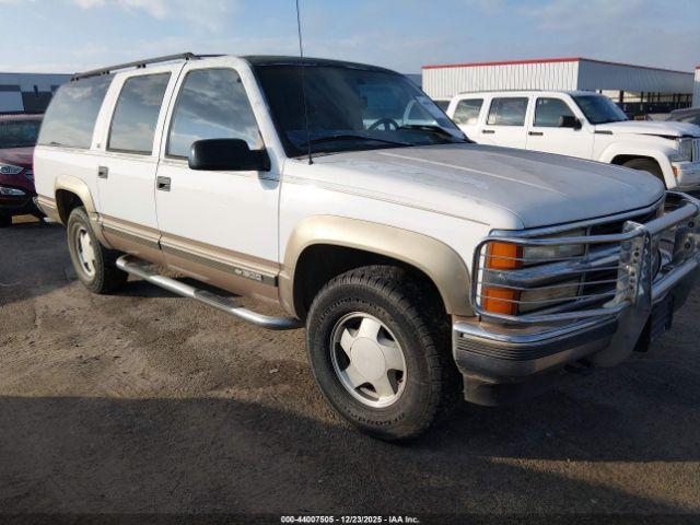  Salvage Chevrolet Suburban 1500