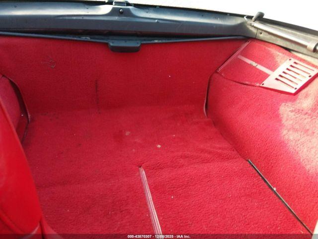 Chevrolet Corvette Image 7