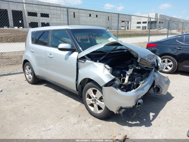 Kia Soul Image 1