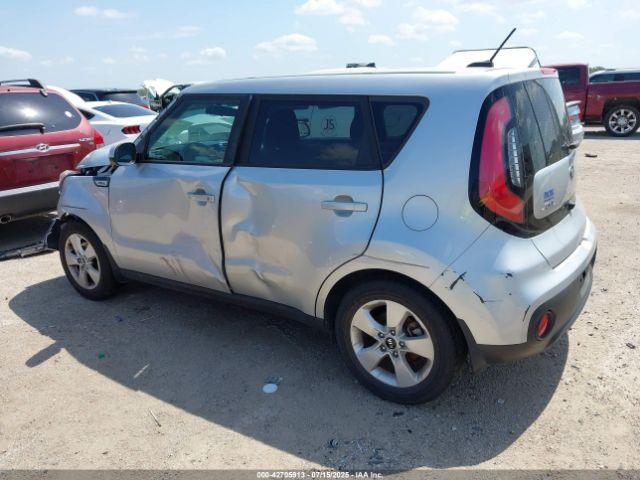 Kia Soul Image 8