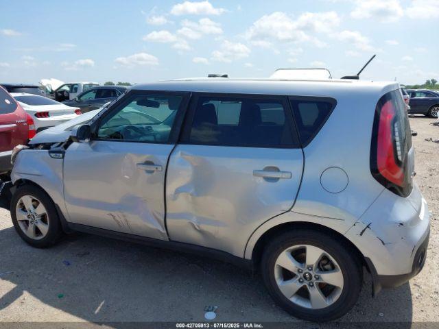 Kia Soul Image 15