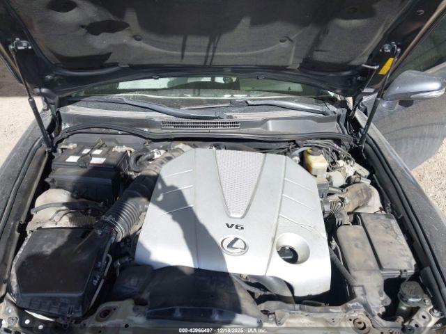 Lexus Is Image 3