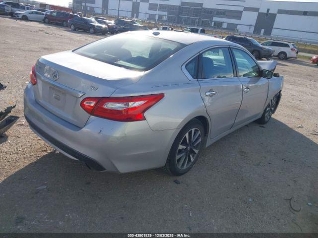 Nissan Altima 2.5 Sv Image 8