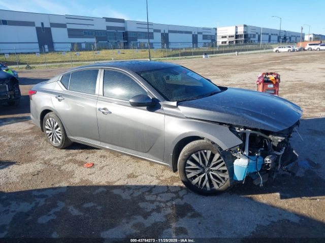 Nissan Altima Sv Fwd Image 14