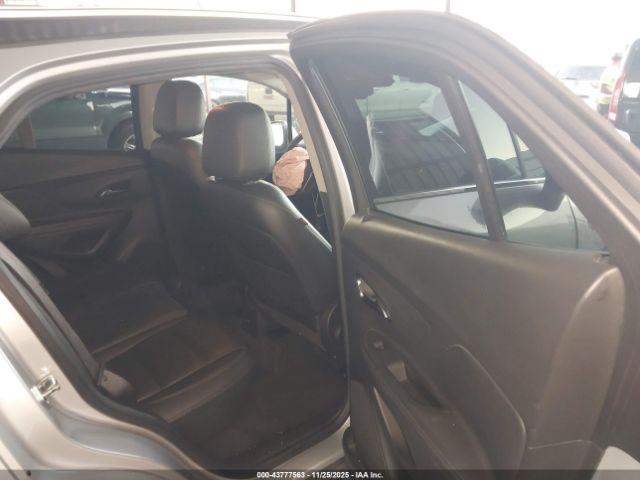 Buick Encore Essence Image 3