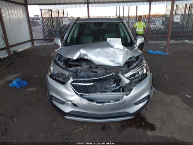 Buick Encore Essence Image 5