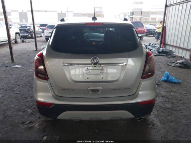 Buick Encore Essence Image 9
