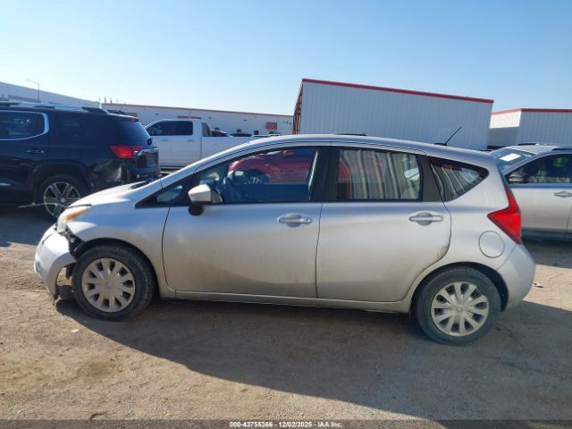 Nissan Versa Image 14
