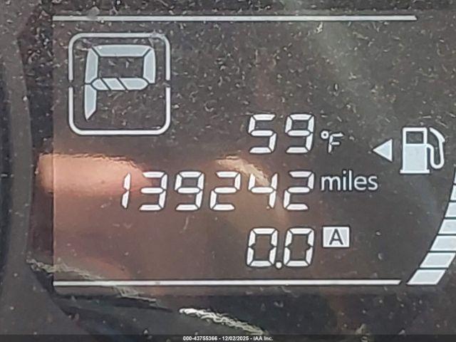 Nissan Versa Image 13