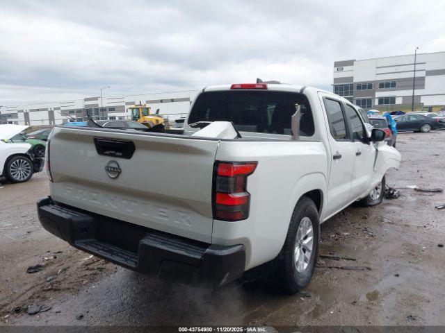 Nissan Frontier S 4x2 Image 2