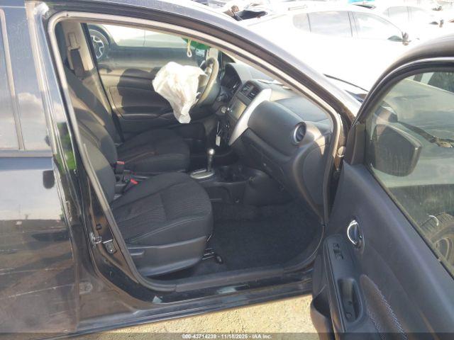 Nissan Versa 1.6 Sv Image 6