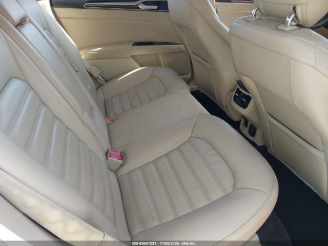 Ford Fusion Se Image 6