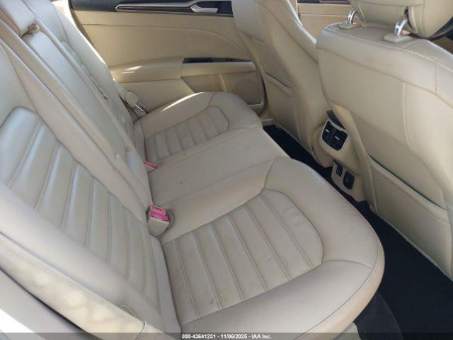 Ford Fusion Se Image 6