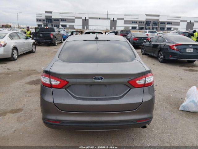 Ford Fusion Se Image 10