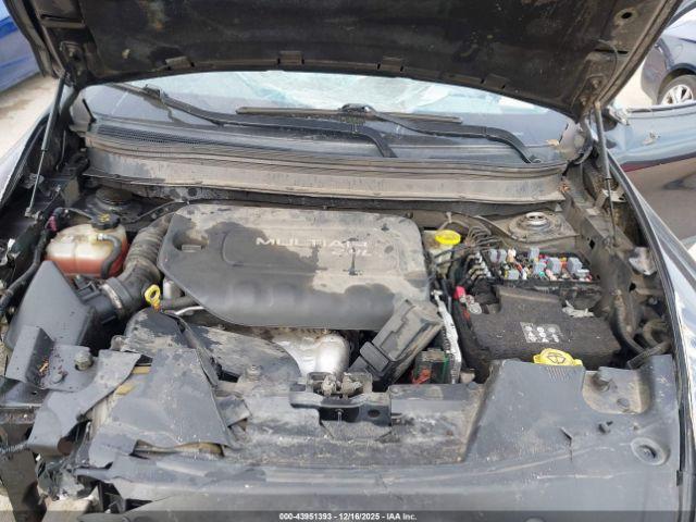 Jeep Cherokee Sport Image 9