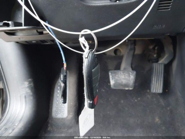 Jeep Cherokee Sport Image 3