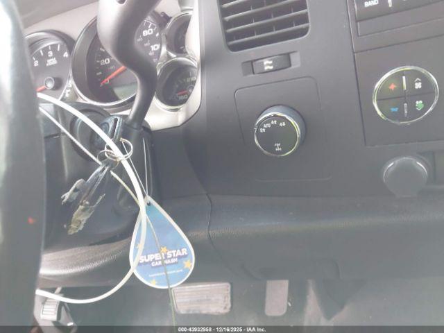 Chevrolet Silverado 1500 Lt Image 11