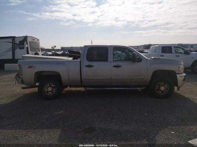 Chevrolet Silverado 2500 Lt1 Image 11