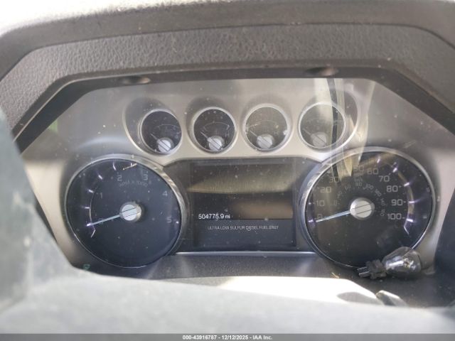 Ford F-350 Lariat Image 14