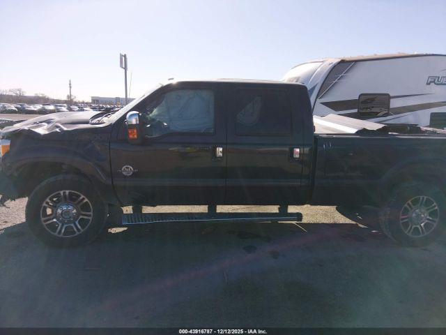 Ford F-350 Lariat Image 10