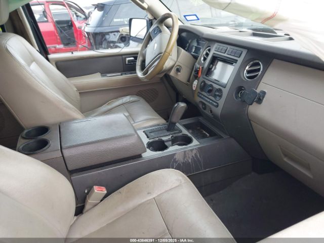 Ford Expedition Xlt Image 3