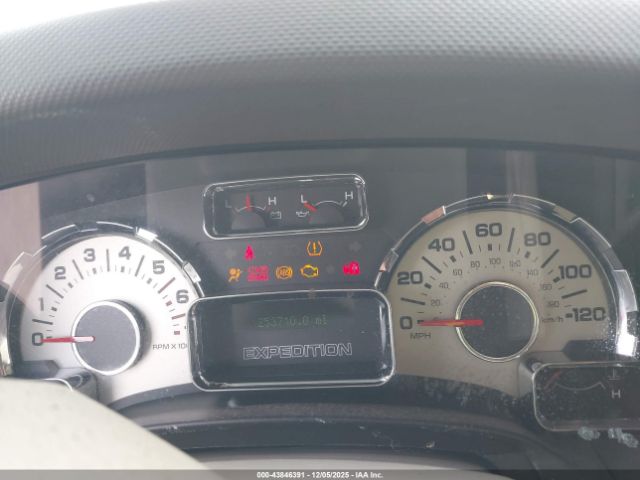 Ford Expedition Xlt Image 14