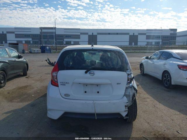 Nissan Versa Sv Image 10