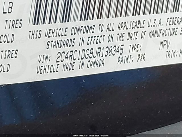 Chrysler Pacifica Touring Image 7