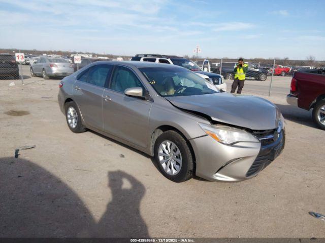  Salvage Toyota Camry