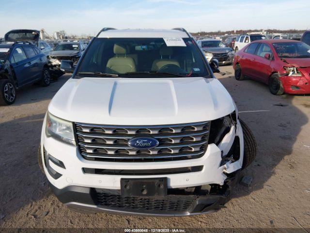 Ford Explorer Xlt Image 13