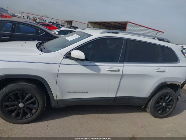 Jeep Cherokee Latitude Fwd Image 12