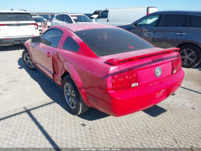 Ford Mustang Image 7