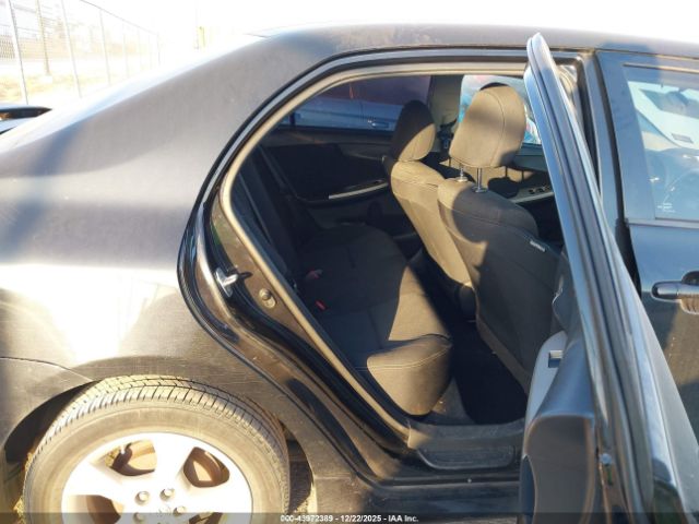 Toyota Corolla S Image 5