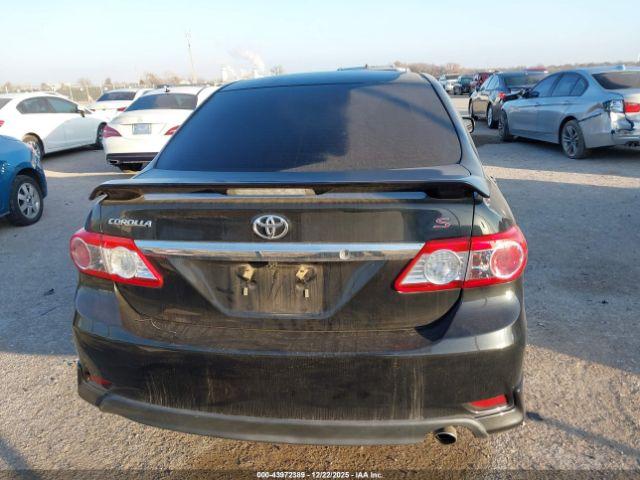 Toyota Corolla S Image 16